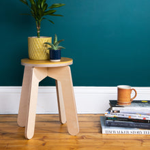 Load image into Gallery viewer, Detailed occasional Stool