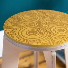 Load image into Gallery viewer, Detailed occasional Stool